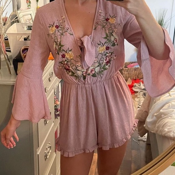 Altard State Pink Romper! Flowers embroidered! Size small! - Picture 1 of 3